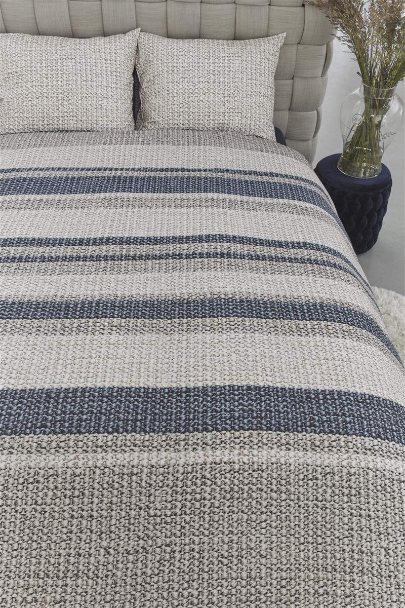 Foto van een Rivièra Maison Rattan Stripes Dekbedovertrek - Eenpersoons - 140x200/220 - Blauw Grijs ean nummer: 8719931780043